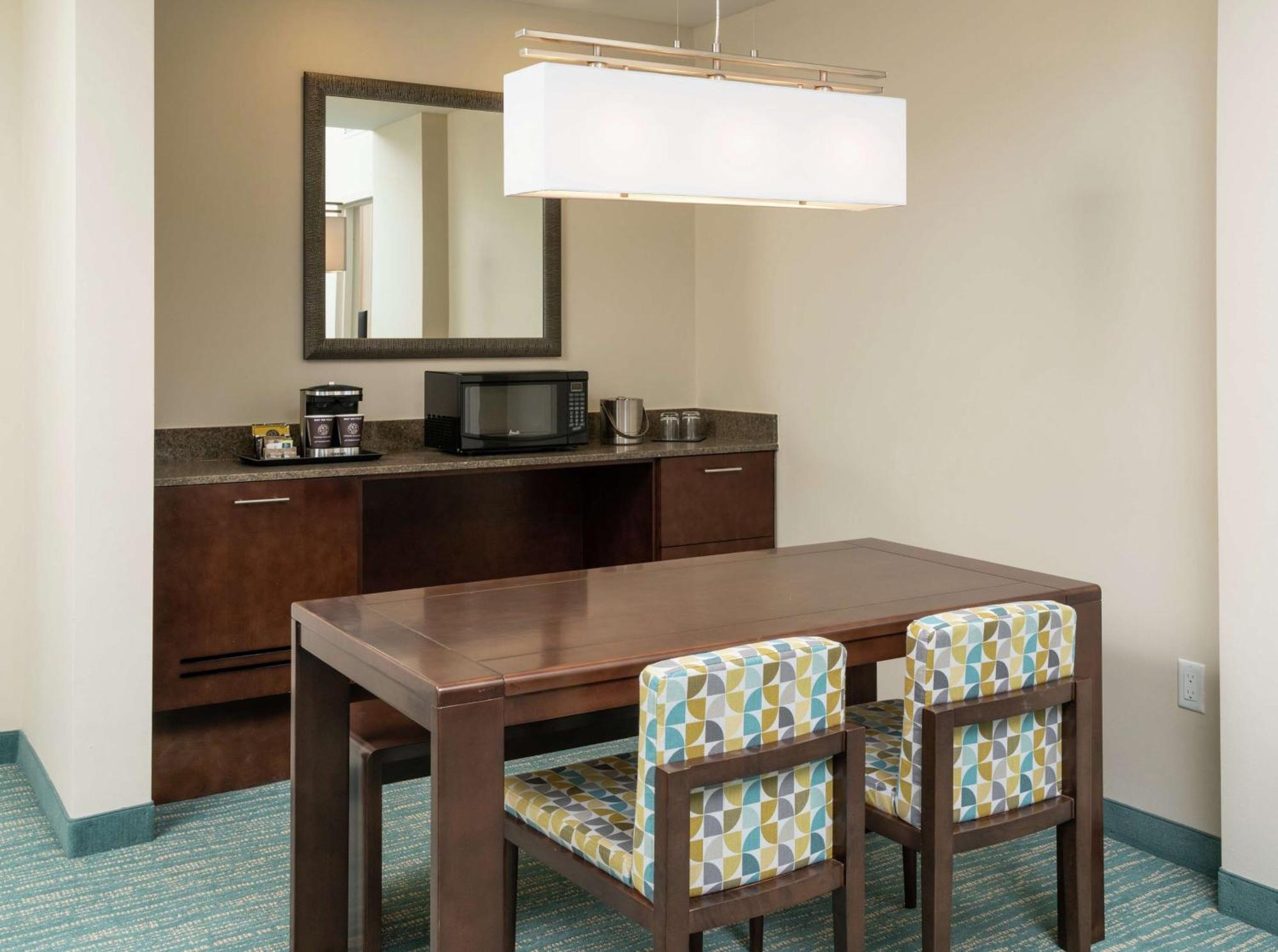 Doubletree By Hilton Miami Doral Hotel Sweetwater Exterior foto